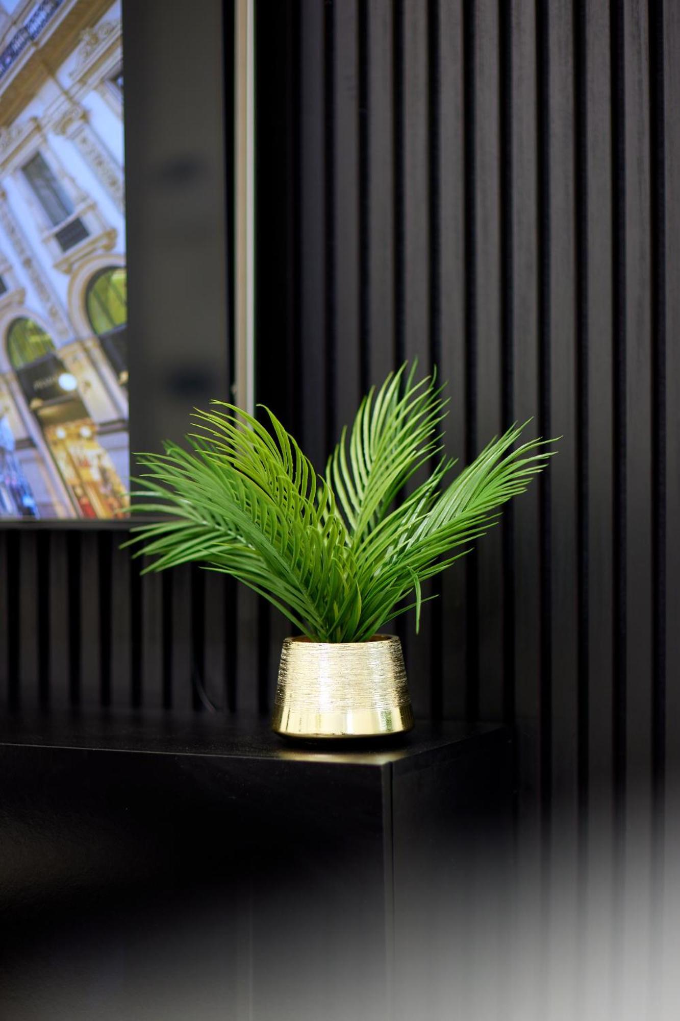 Italian Fashion Suite - Luxurious Marble City Center 米兰 外观 照片